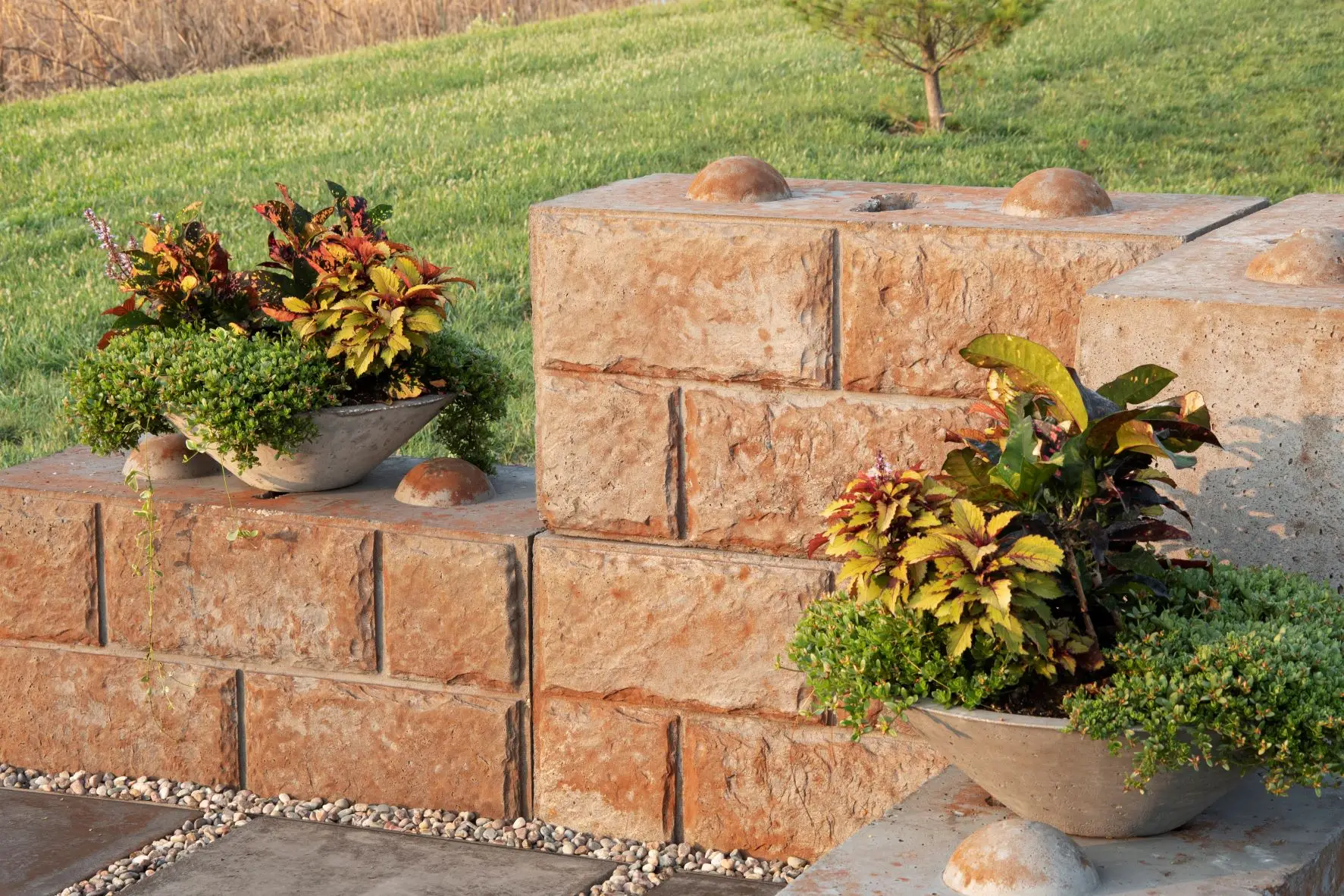 STEELCRETE LANDSCAPE RETAINING WALL BLOCKS
